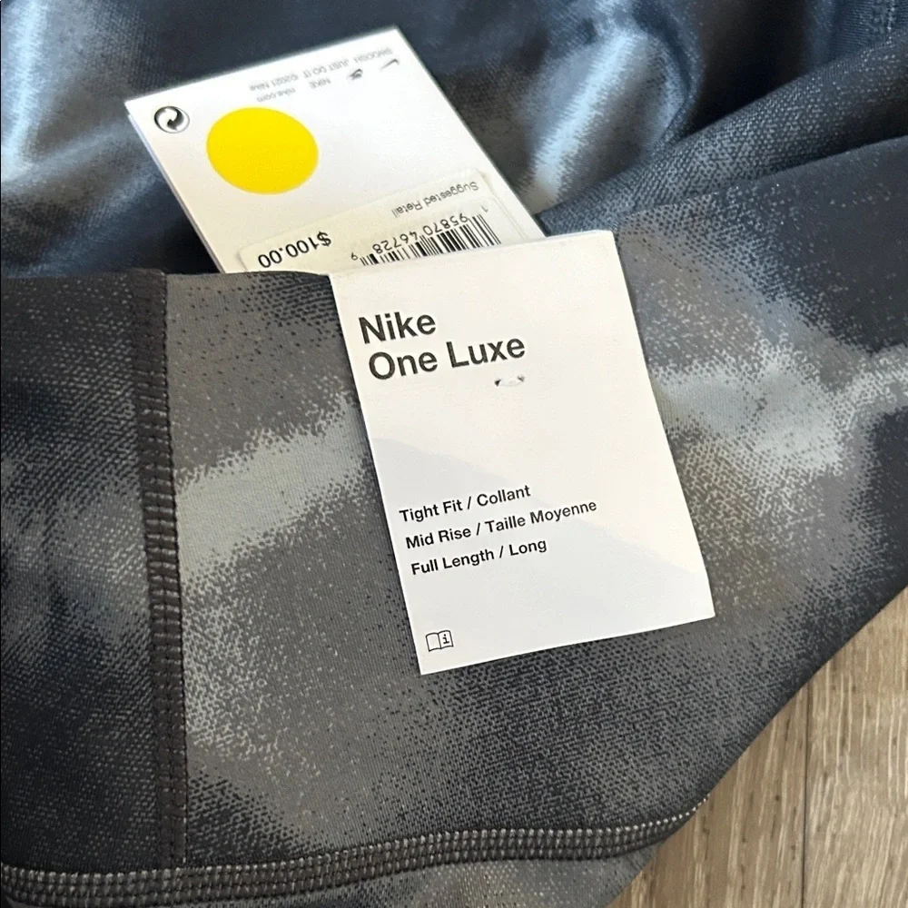 🖤 Nike Tie-Dye Leggings – Size XS – New with Tags